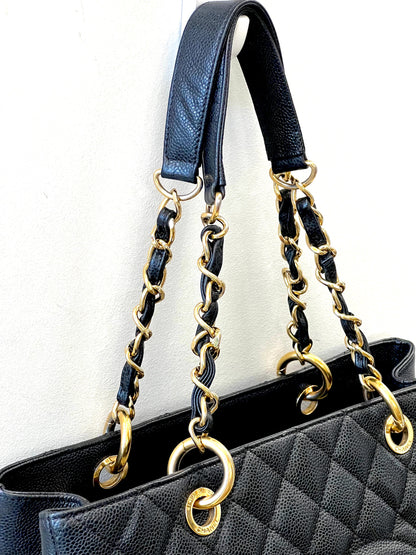 CHANEL CAVIAR QUILTED GRAND SHOPPING TOTE