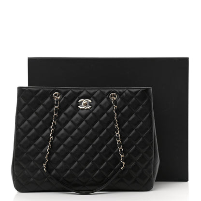 CHANEL CAVIAR QUILTED GRAND SHOPPING TOTE BAG