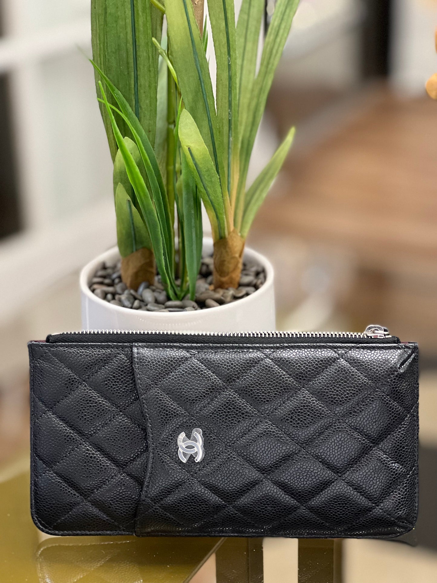 CHANEL CAVIAR QUILTED FLAT MULTI-FUNCTIONAL CASE