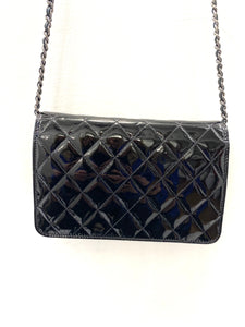 CHANEL BRILLIANT CC QUILTED PATENT WALLET ON CHAIN