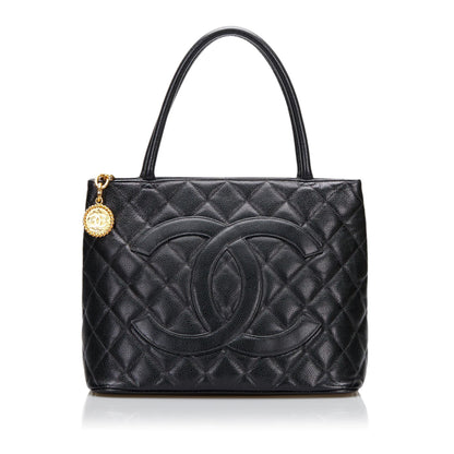 Chanel Caviar Medallion Tote (SHG-35296)