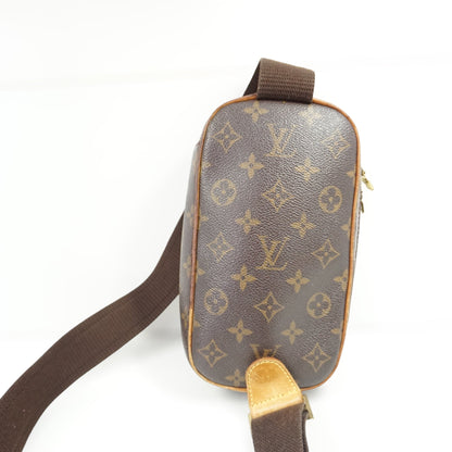 Louis Vuitton Crossbody