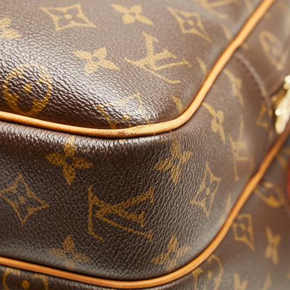 LOUIS VUITTON Monogram Reporter GM Crossbody Bag