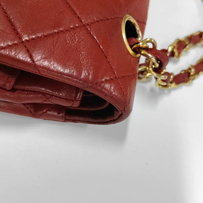 Chanel Classic Flap Vintage 1989 Red Lambskin Leather with 24k Gold Hardware