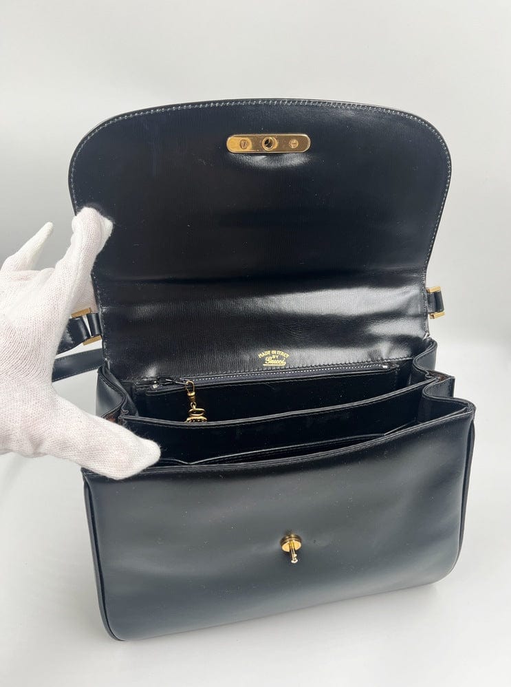 Stunning Vintage Gucci Box Bag - Black Leather