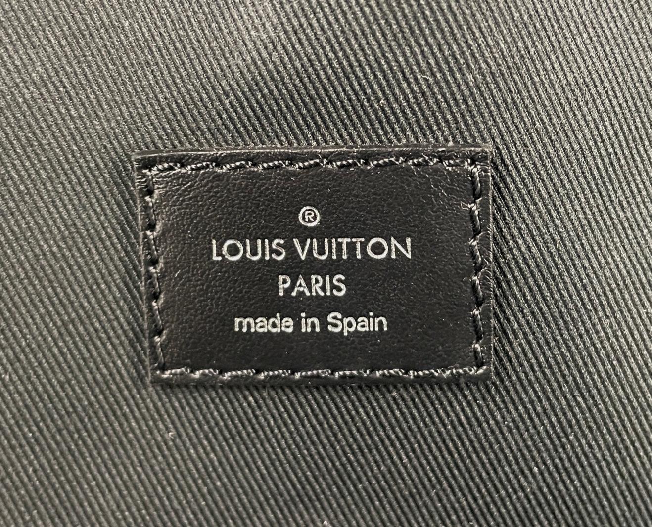 LOUIS VUITTON Campus Backpack