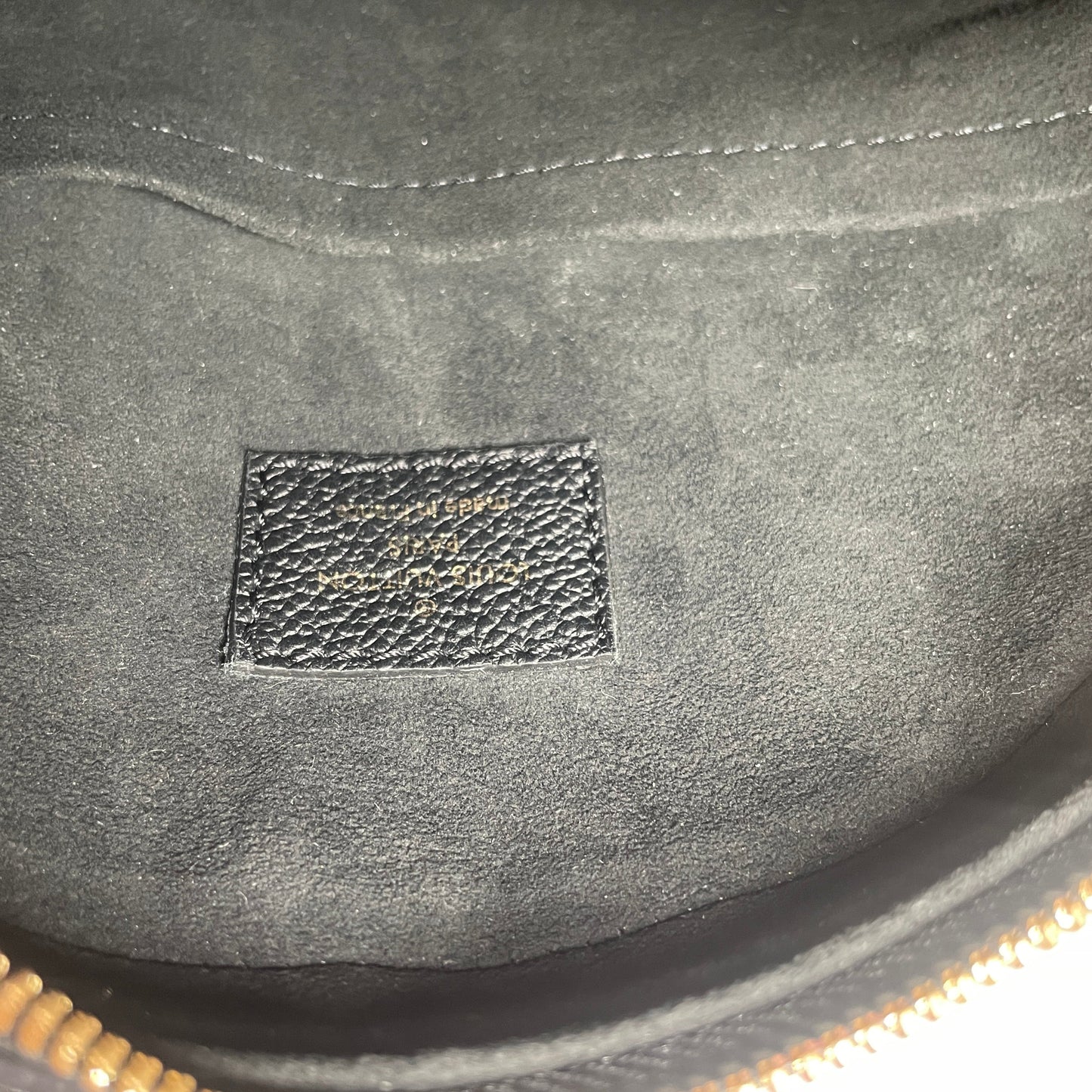 LOUIS VUITTON Empreinte Boite Chapeau Souple MM- Black