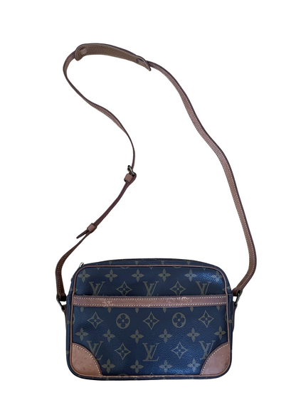 Louis Vuitton Trocadero 24 Monogram