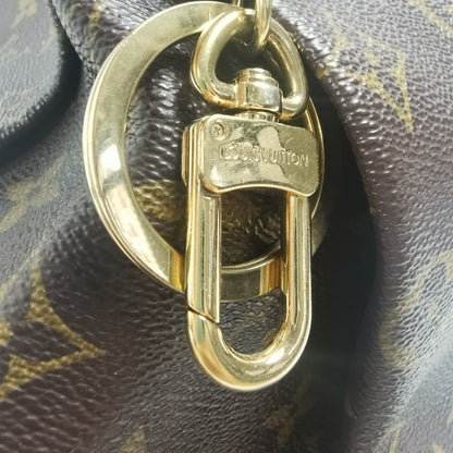 Louis Vuitton Artsy MM Monogram Canvas