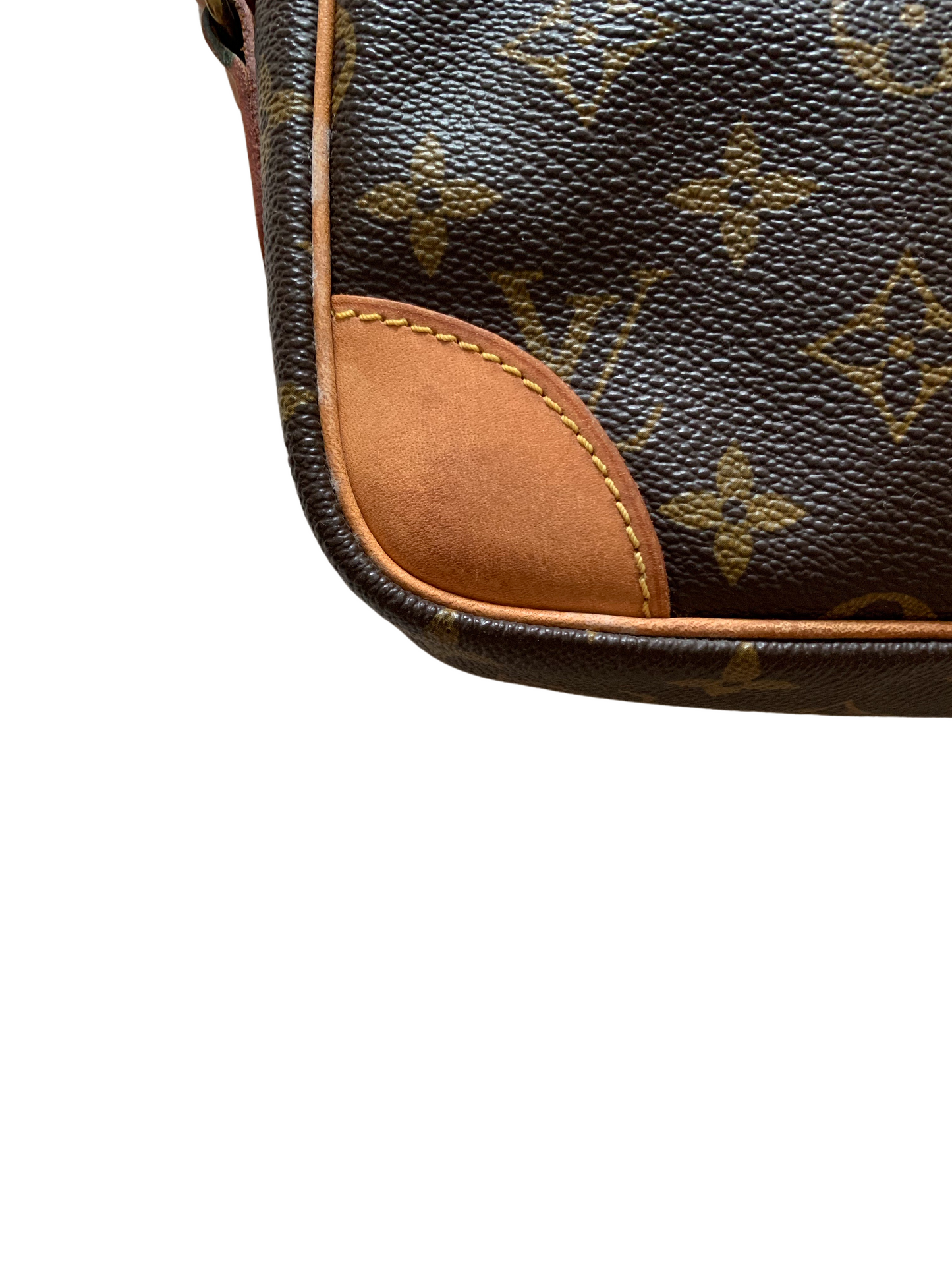 Louis Vuitton Trocadero 24 i Monogram