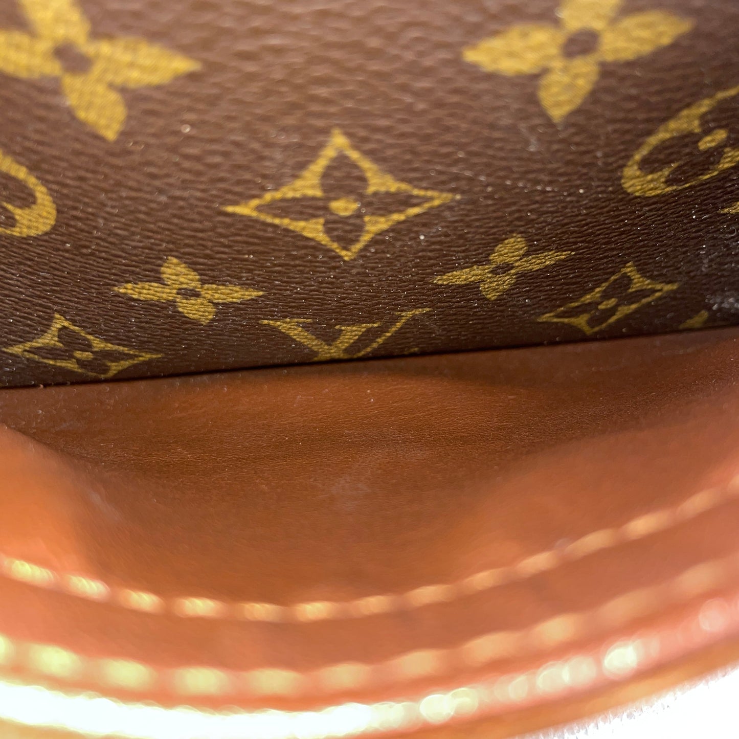 Louis Vuitton Blois Toile Monogram Canvas