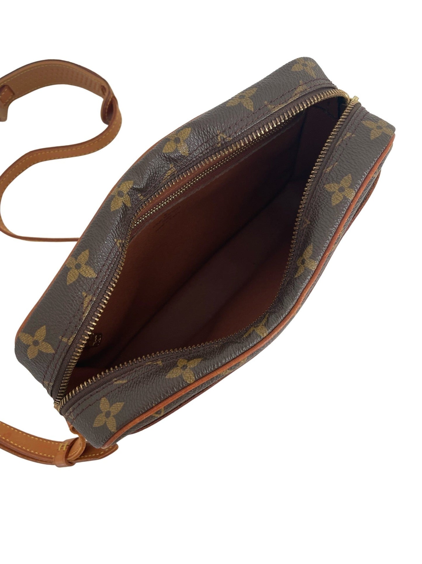 Louis Vuitton Trocadero 24 Monogram