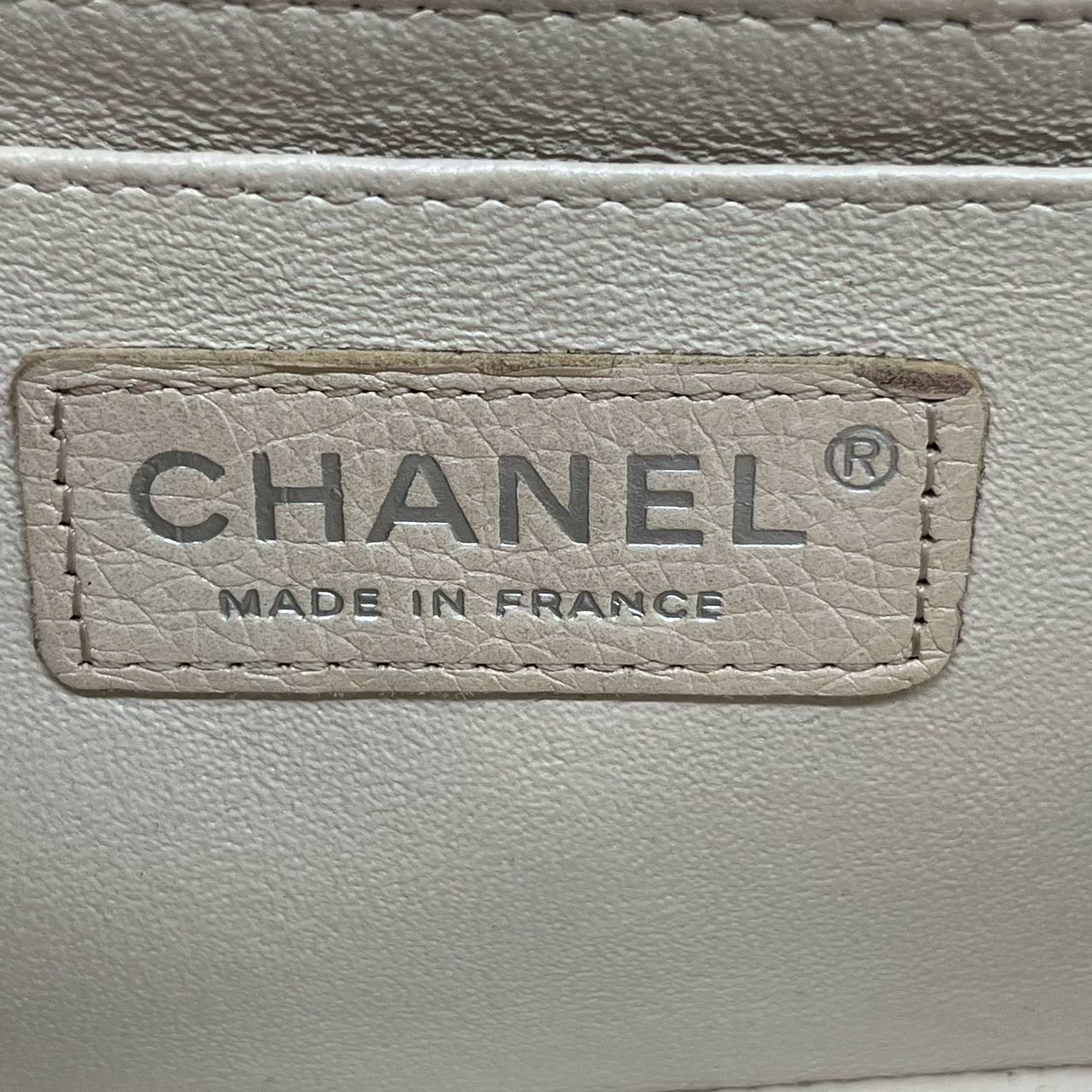 [Reserved] Chanel Classic Flap Rectangular Mini Pearlescent Off White Caviar Leather Crossbody Bag