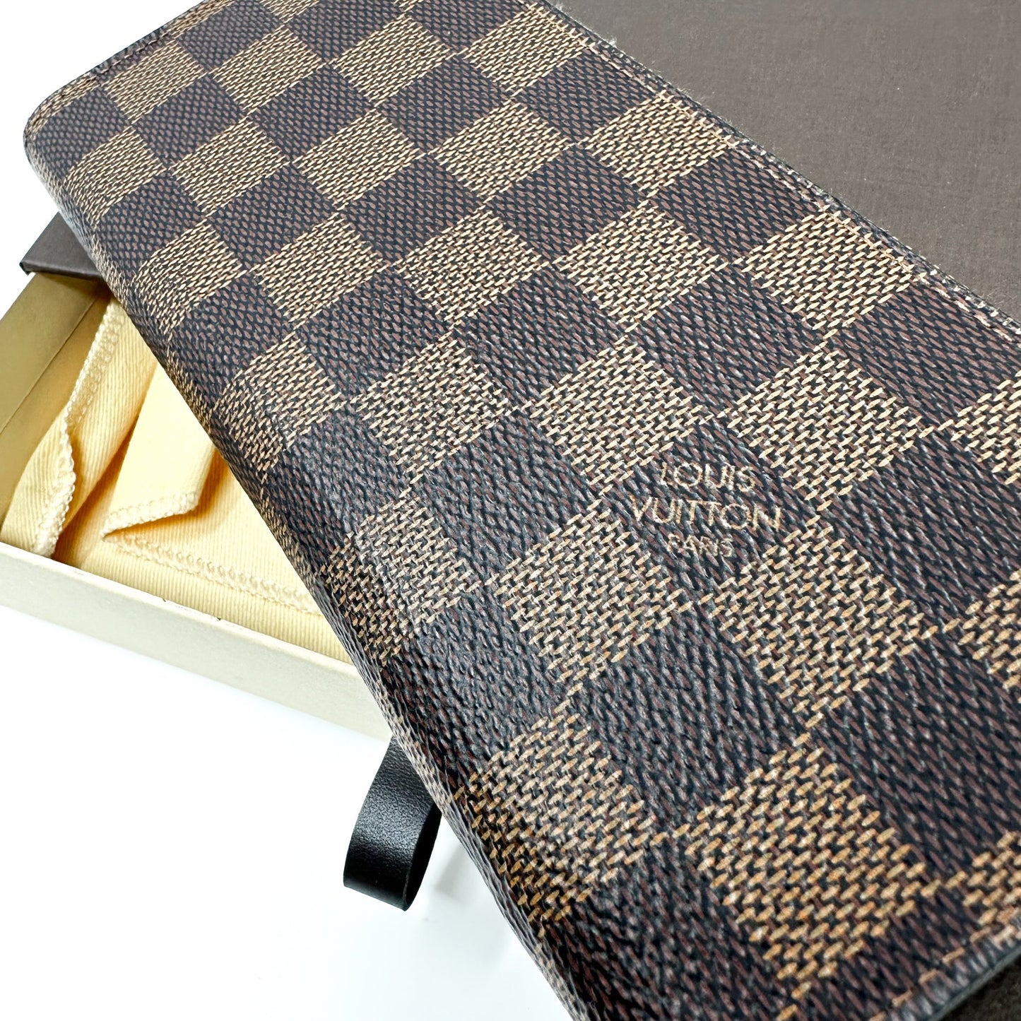 Louis Vuitton Clemence Wallet in Damier Ebene