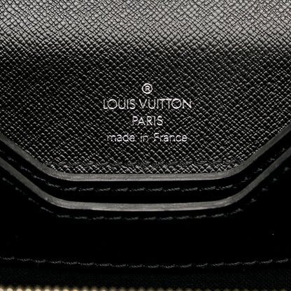 Louis Vuitton Taiga Robusto 1 Briefcase (SHG-QkwrYL)