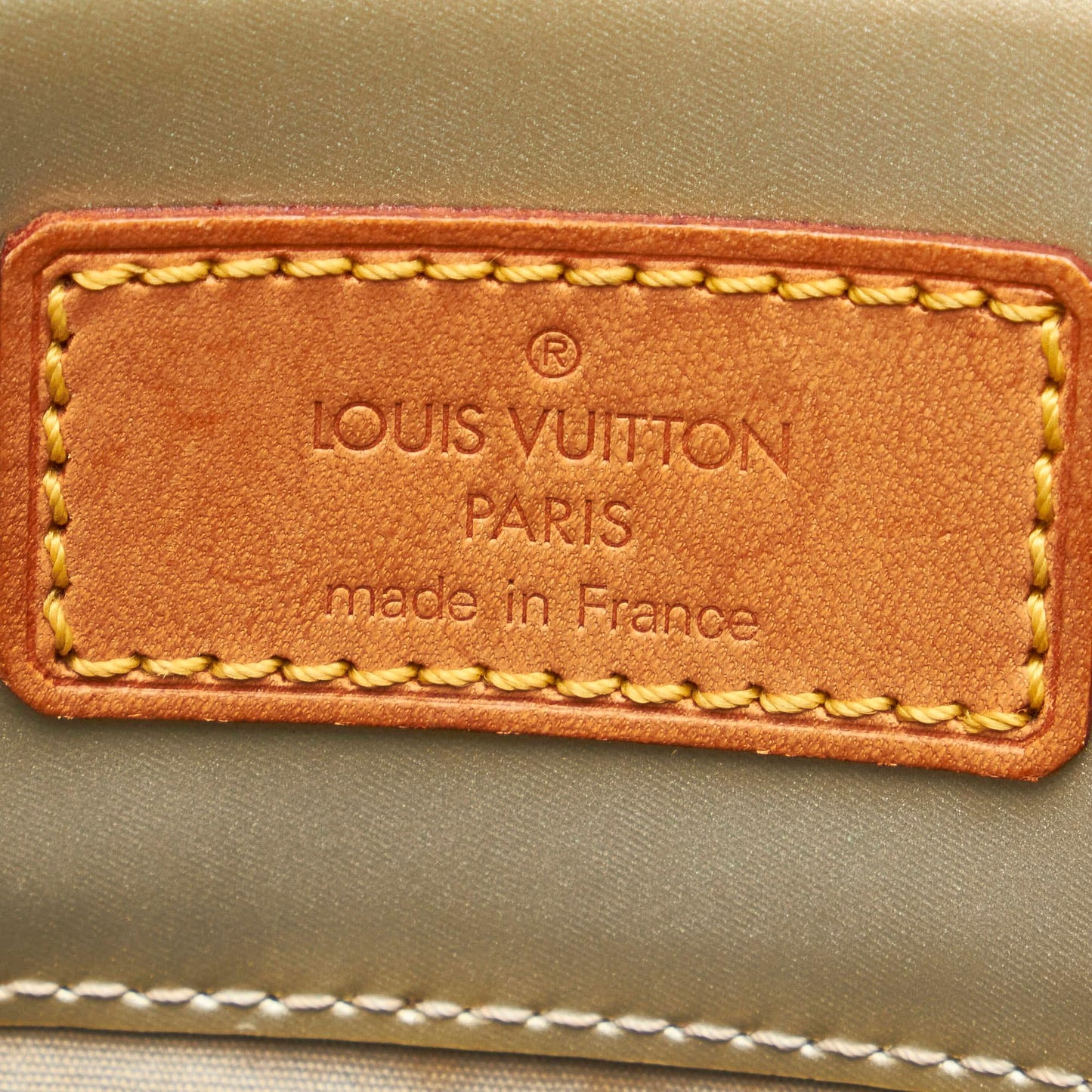 Louis Vuitton Vernis Reade MM (SHG-37701)