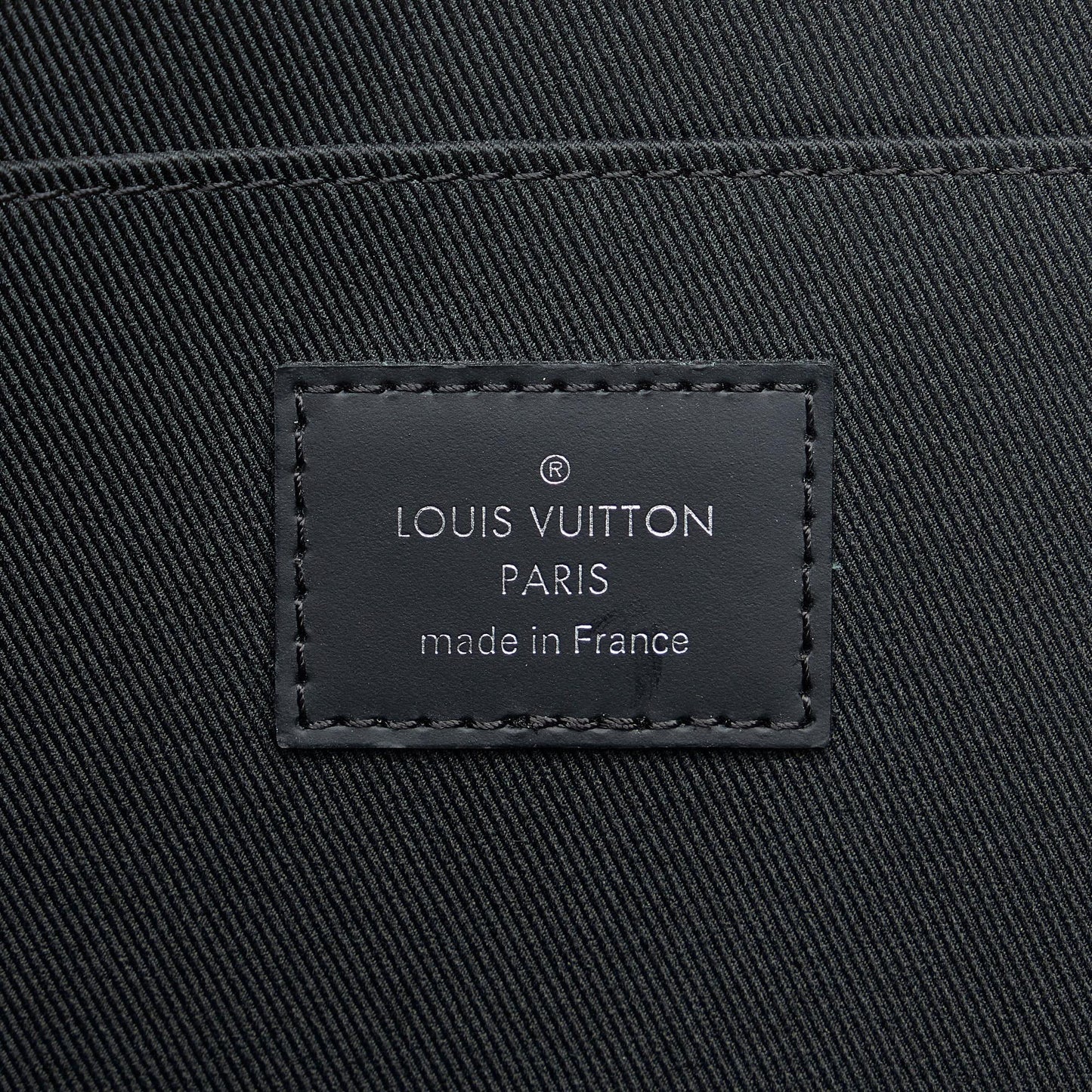 Louis Vuitton x Christopher Nemeth Damier Graphite Pochette Jour GM (SHG-DuWDWY)