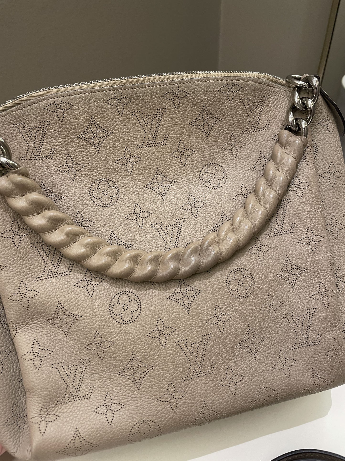 Louis Vuitton Babylone BB Two-Way Bag Galet Beige Mahinda Leather