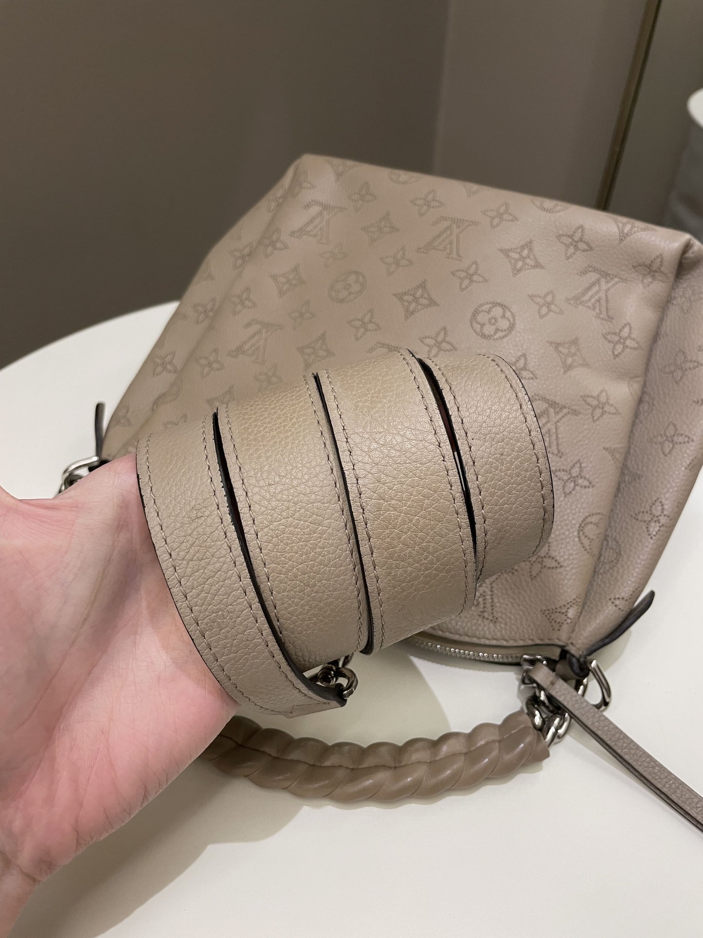 Louis Vuitton Babylone BB Two-Way Bag Galet Beige Mahinda Leather