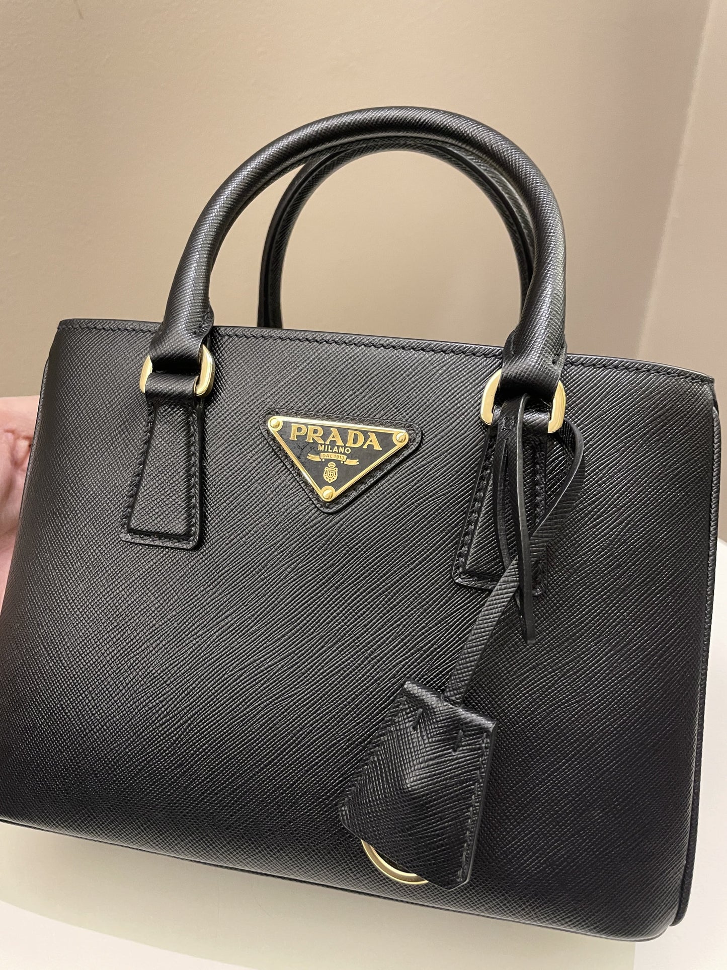 Prada Re-Edition Galleria Tote Black Saffiano Leather