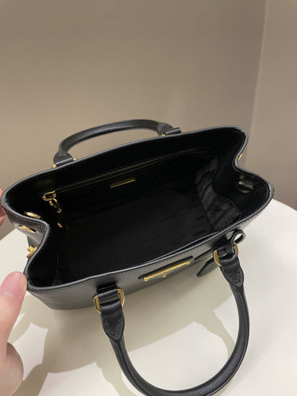 Prada Re-Edition Galleria Tote Black Saffiano Leather