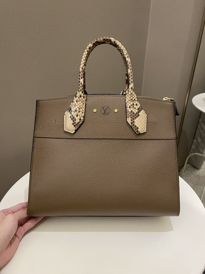 Louis Vuitton Exotic City Steamer MM Taupe Grainy Leather / Python