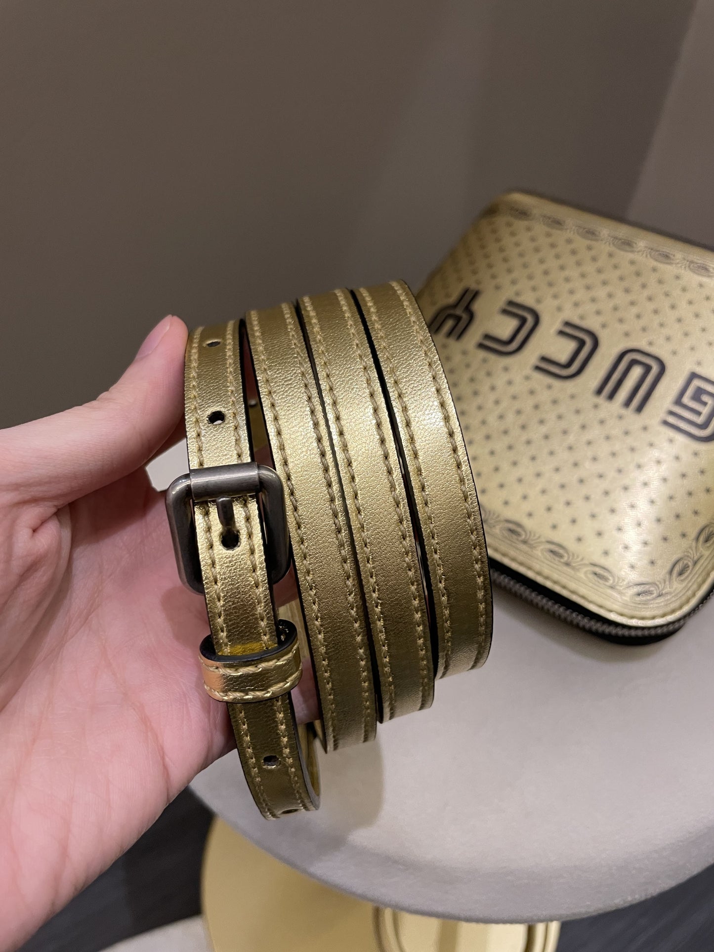 Gucci Guccy Sling Bag Gold