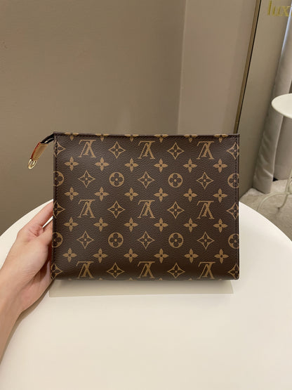 Louis Vuitton Toiletry Pouch On Chain Classic Monogram