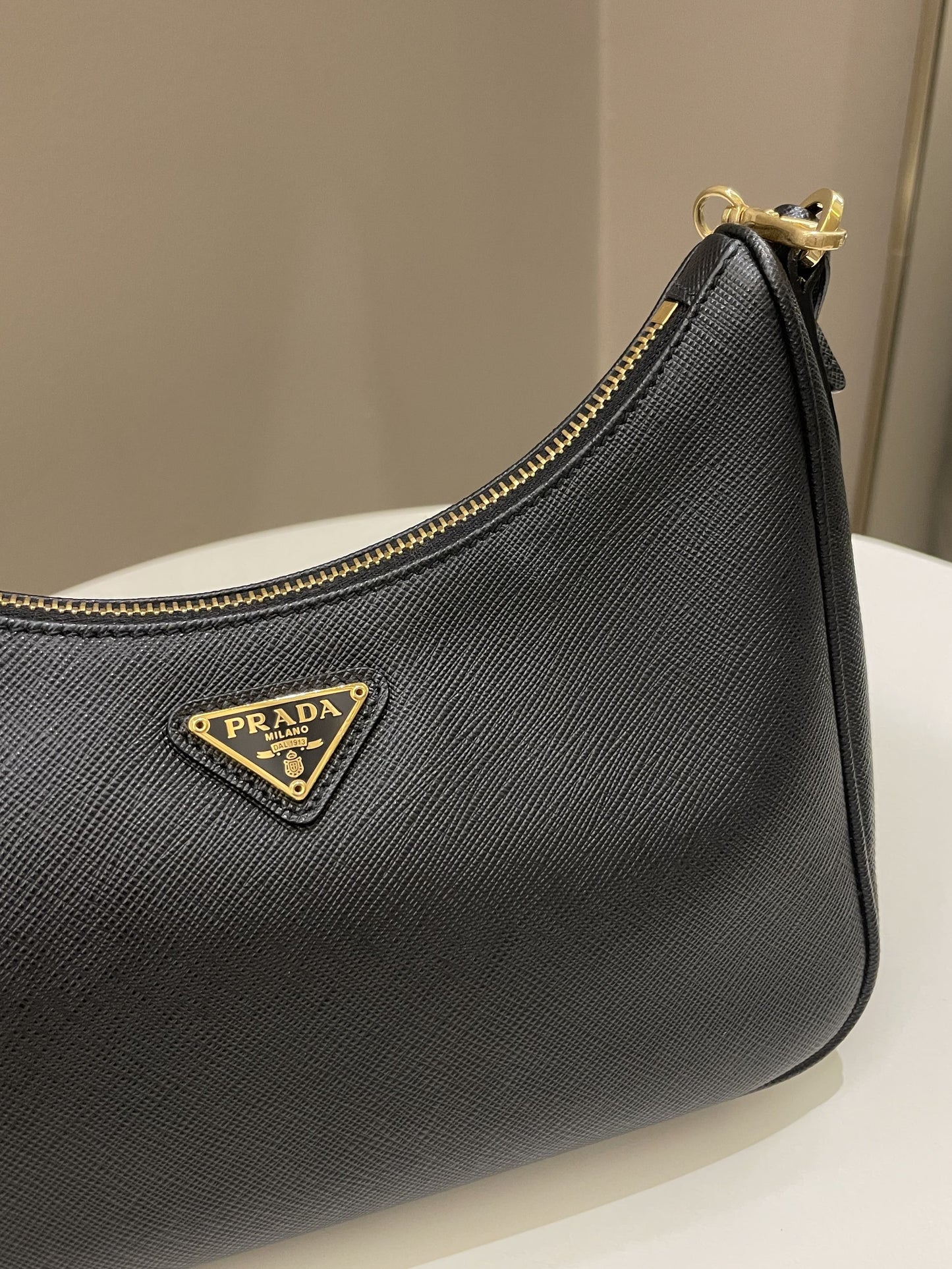 Prada Re-Edition 2005 Saffiano Bag Black Saffiano Leather