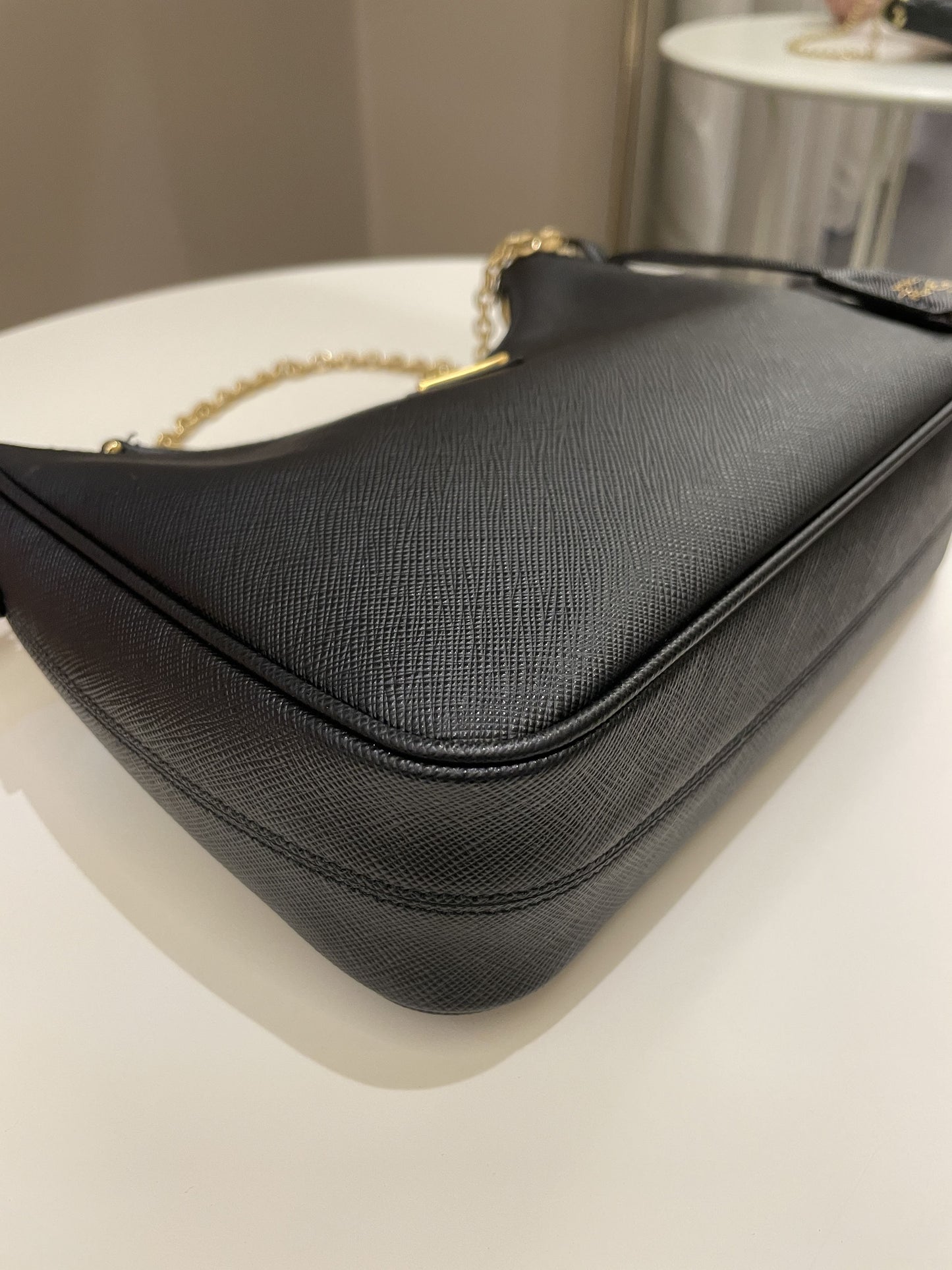 Prada Re-Edition 2005 Saffiano Bag Black Saffiano Leather