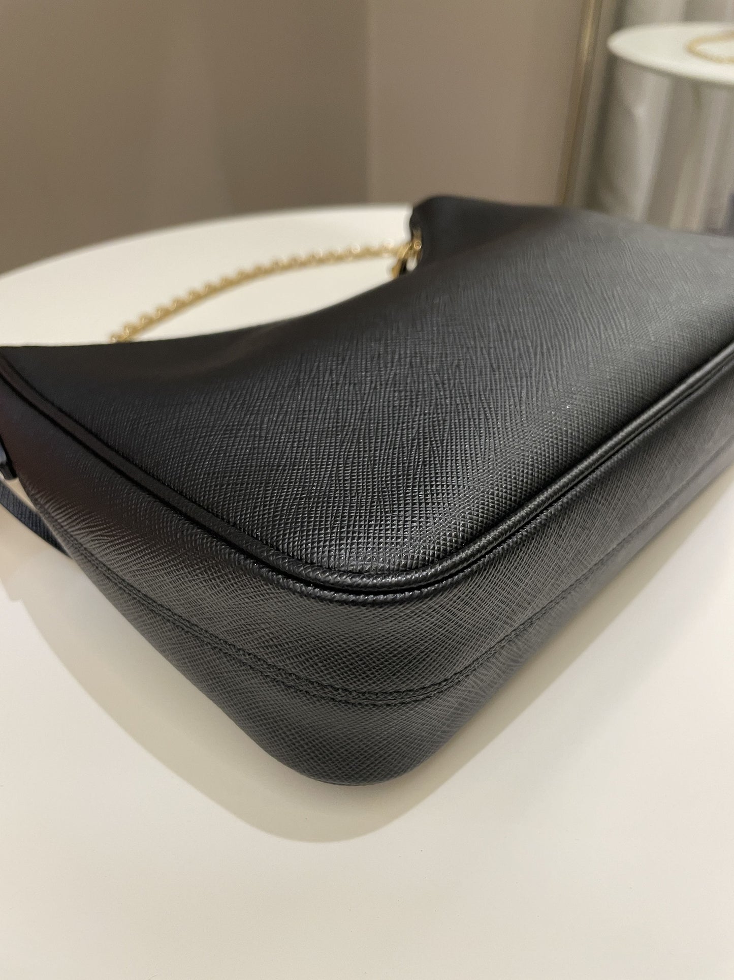 Prada Re-Edition 2005 Saffiano Bag Black Saffiano Leather