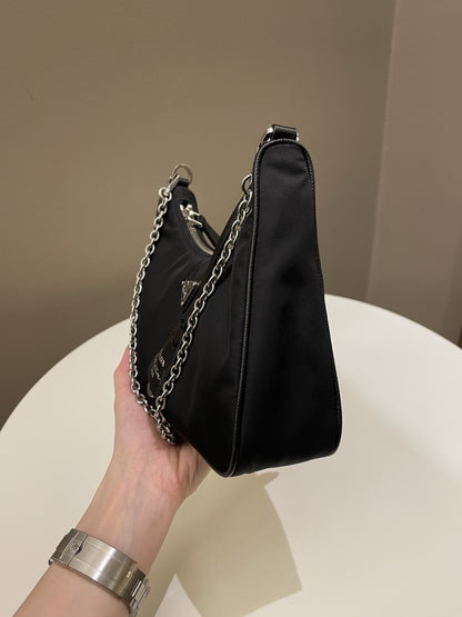 Prada Re-Edition 2005 Nylon Bag Black Nylon