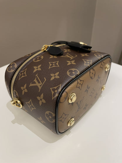 Louis Vuitton Vanity PM Monogram / Reverse