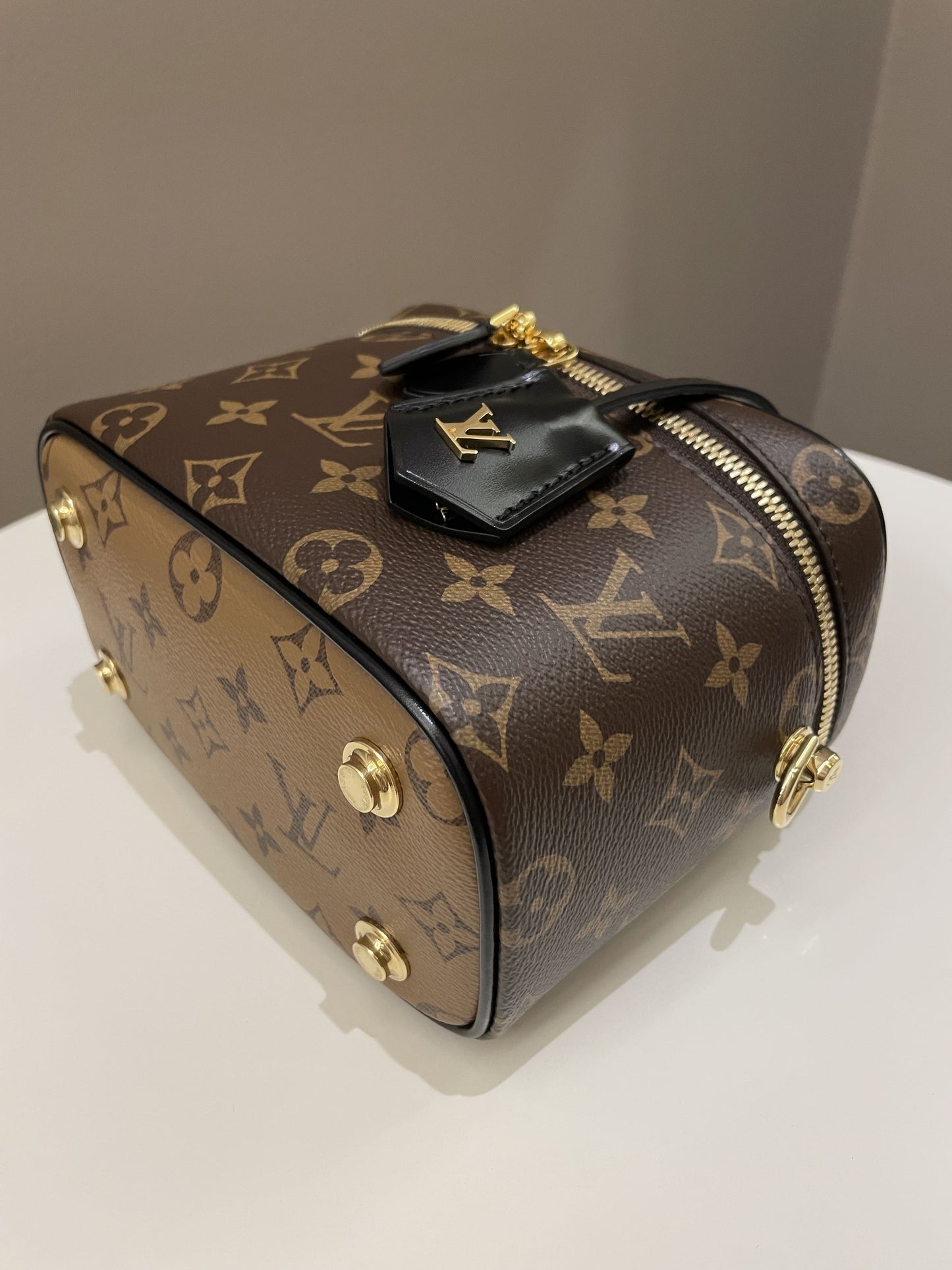 Louis Vuitton Vanity PM Monogram / Reverse