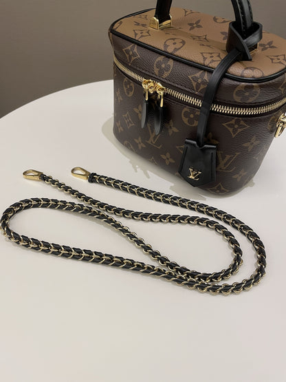 Louis Vuitton Vanity PM Monogram / Reverse