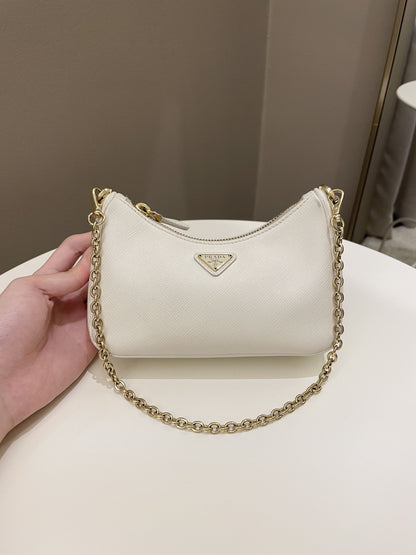 Prada Re-Edition 2005 Shoulder Bag Saffiano Leather White