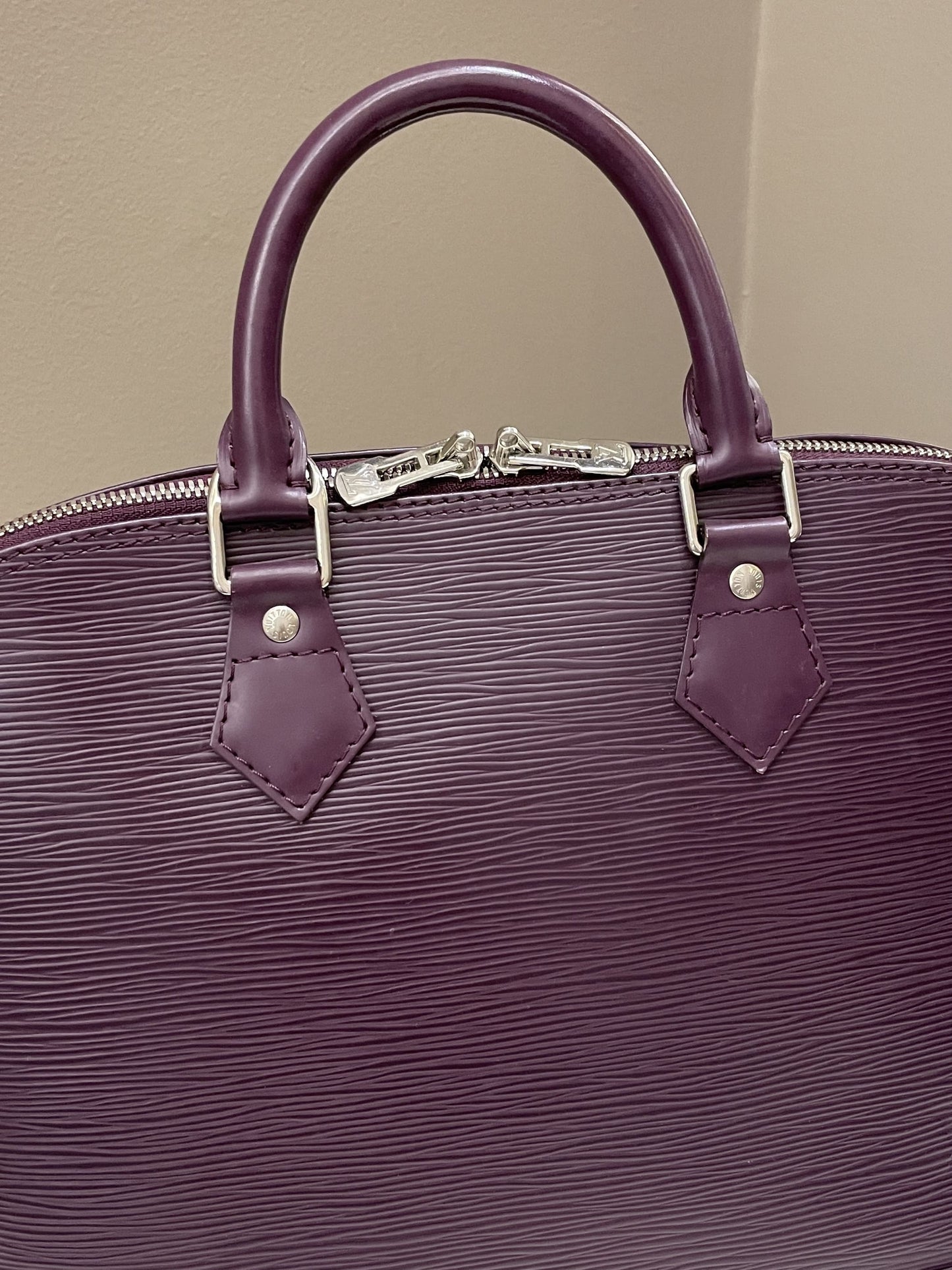 Louis Vuitton Alma Dark Purple Cassis Epi Leather