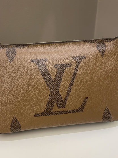 Louis Vuitton Double Zip Pochette Monogram Giant Reverse