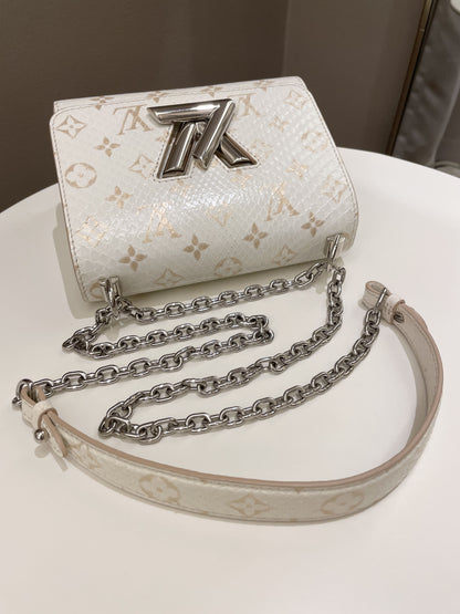 Louis Vuitton Twist Bag Creme / Beige Python