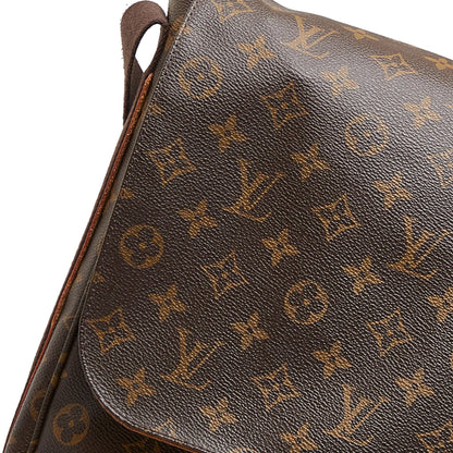 Louis Vuitton Beaubourg MM Monogram Canvas