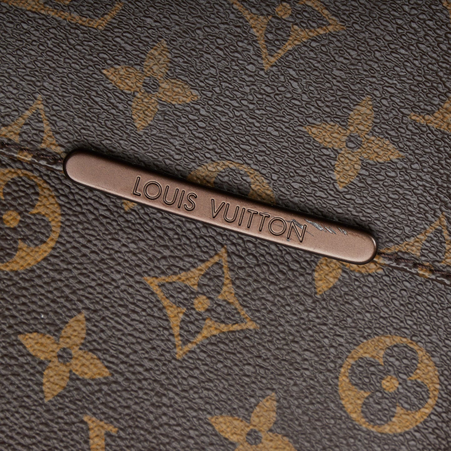 Louis Vuitton Beaubourg MM Monogram Canvas