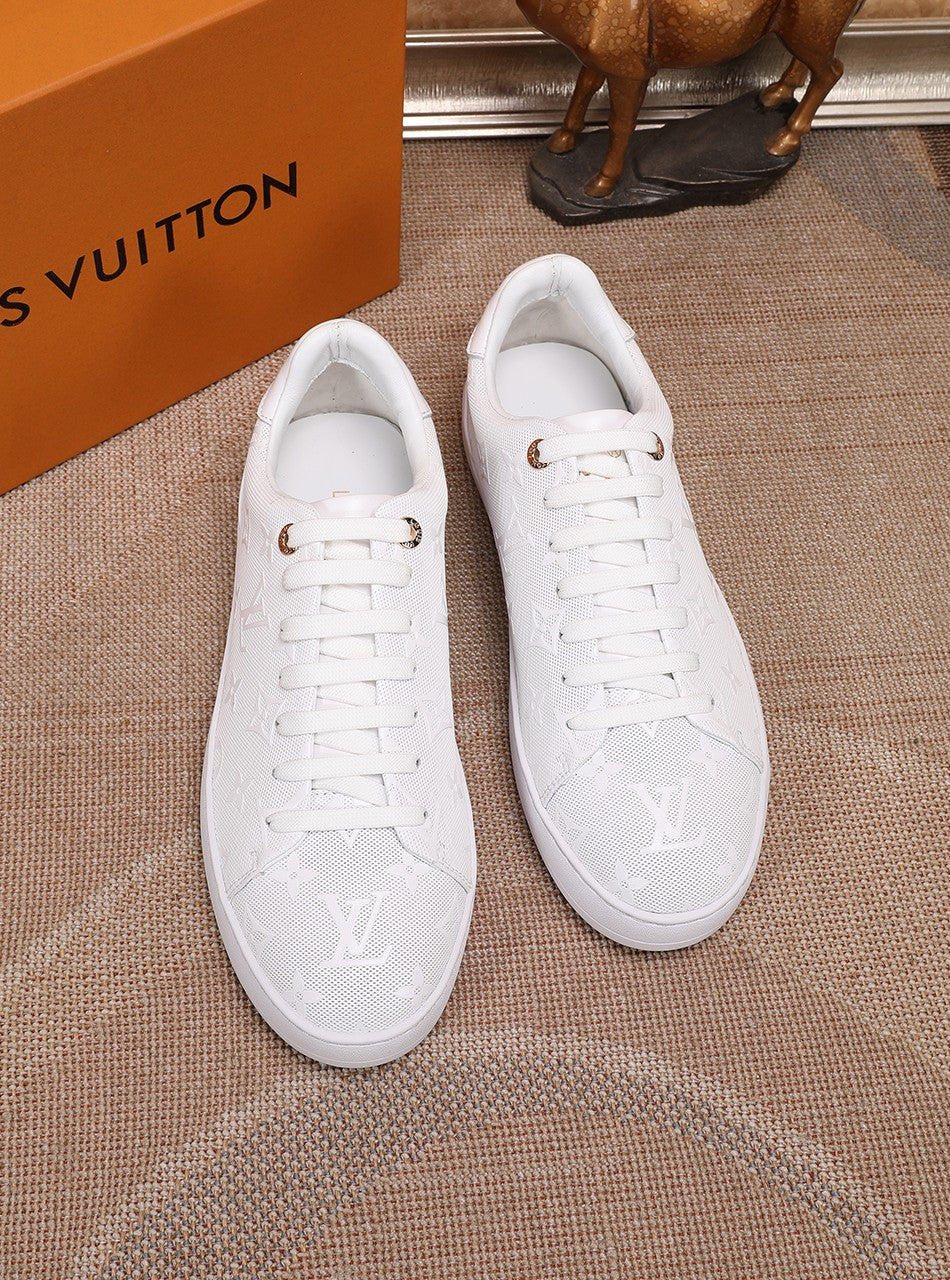 The Bags Vibe - Louis Vuitton Time Out White Sneaker