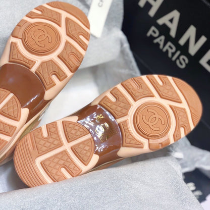 Sneakers Chanel