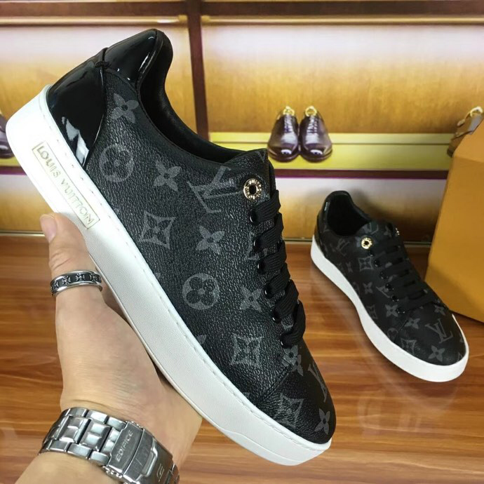 The Bags Vibe - New Arrival Louis Vuitton Sneaker 047