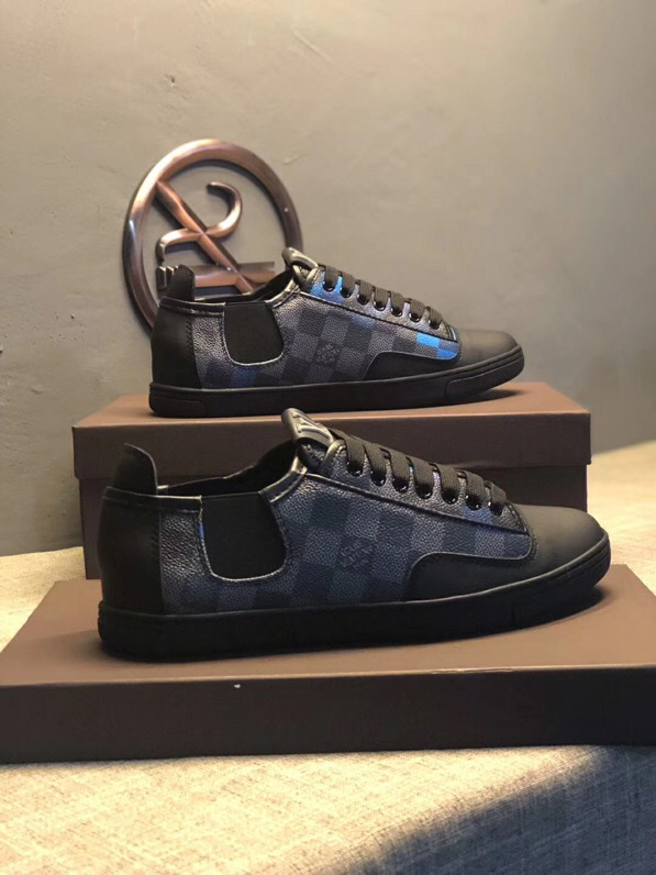 The Bags Vibe - New Arrival Louis Vuitton Sneaker 045