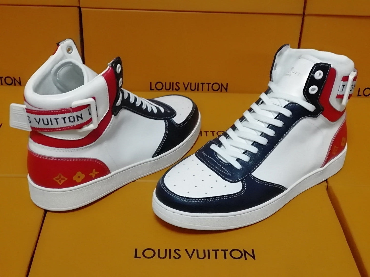 The Bags Vibe - Louis Vuitton Rivoli Black Red Sneaker