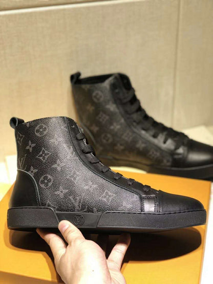 The Bags Vibe - New Arrival Louis Vuitton Sneaker 074