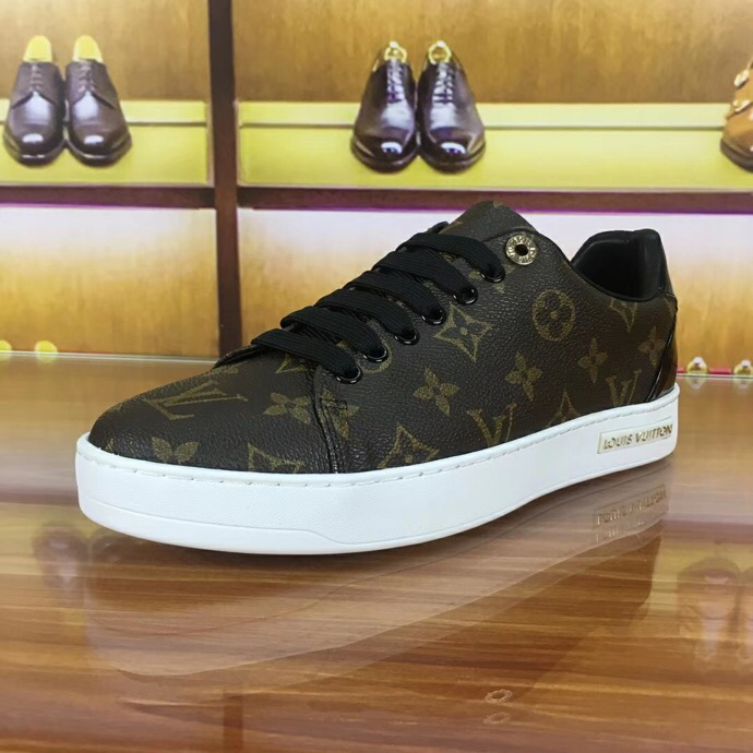 The Bags Vibe - New Arrival Louis Vuitton Sneaker 048