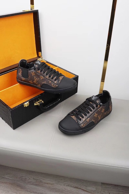 The Bags Vibe - New Arrival Louis Vuitton Sneaker 052