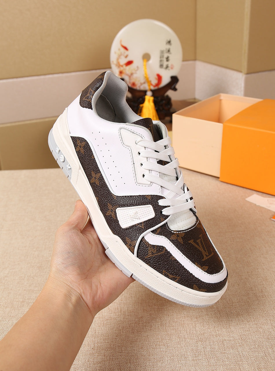 The Bags Vibe - Louis Vuitton Brown White Sneaker